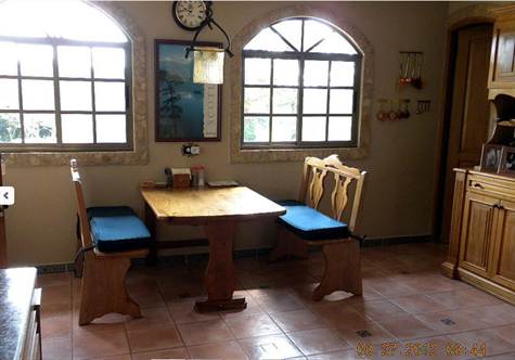 sold Potrerillos Arriba, Panama Large House with Courtyard photo 3