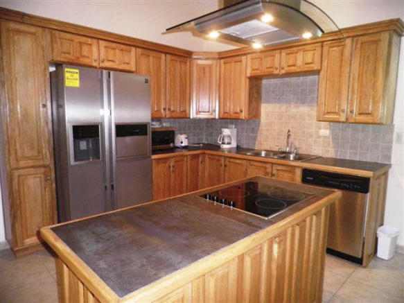 Sold Condo for Sale in David, Panama – Furnishings Included – Swimming Pool – Secure photo 6