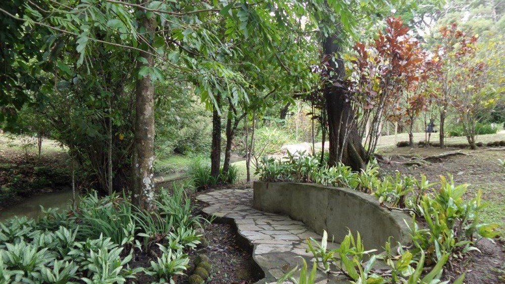 sold Spacious Mountain Home in El Valle, Panama photo 4