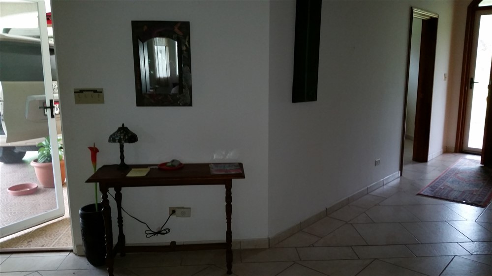 High Quality Custom Home in Boquete with New Upgrades – Vivienda Personalizada de Alta Calidad en un Gran Lote en Jaramillo photo 12