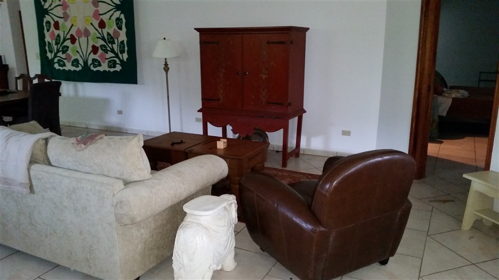High Quality Custom Home in Boquete with New Upgrades – Vivienda Personalizada de Alta Calidad en un Gran Lote en Jaramillo photo 8
