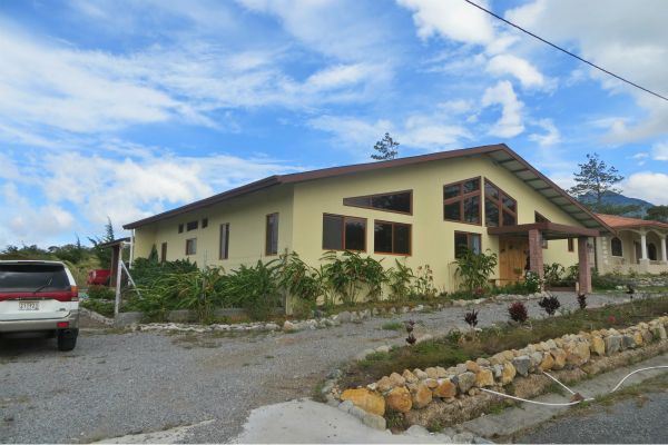sold Santa Lucia, Volcancito, Boquete, Panama Home for Sale with Two Income-Producing Apartments photo 11