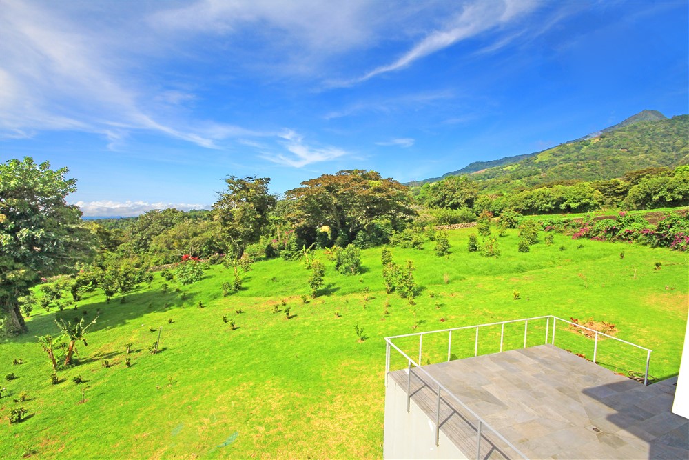 Withdrawn - Magnificent & Private Estate Home & Large Property in Glorious Alto Quiel, Boquete, Panama - Magnífica Propiedad Residencial y Gran Propiedad en Alto Quiel photo 8