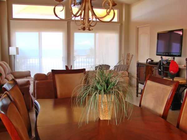 High-end 3 Bedroom View Panama Condominium Right On The Beach photo 2