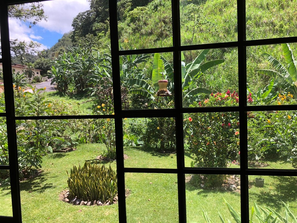 Large Riverfront Condominium for Sale in Valle Escondido, Boquete, Panama – Furnishings and Club Membership Included – Condominio Grande en Venta en Valle Escondido, Boquete, Panamá photo 9