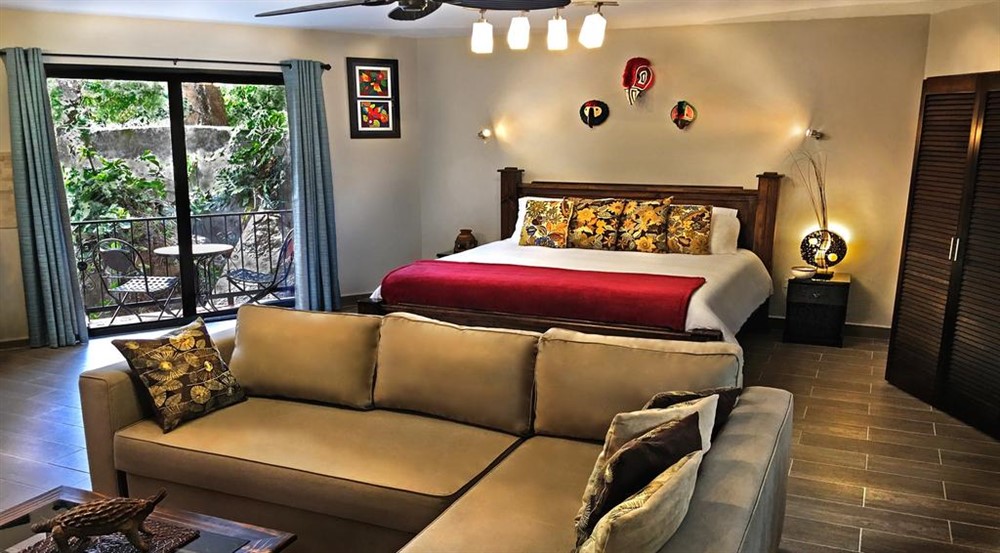 Top Rated Boutique Hotel in Panama is Now For Sale – Established Income Stream – Was 12 Units – Unit 13 Just Added – Most Five Star Reviews of Any Panama Hotel – Mejor Hotel Boutique en Boquete a la Venta photo 4