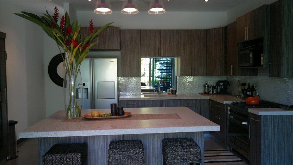 withdrawn - Tropical Villa in Coronado with Swimming Pool and Hair Salon photo 4