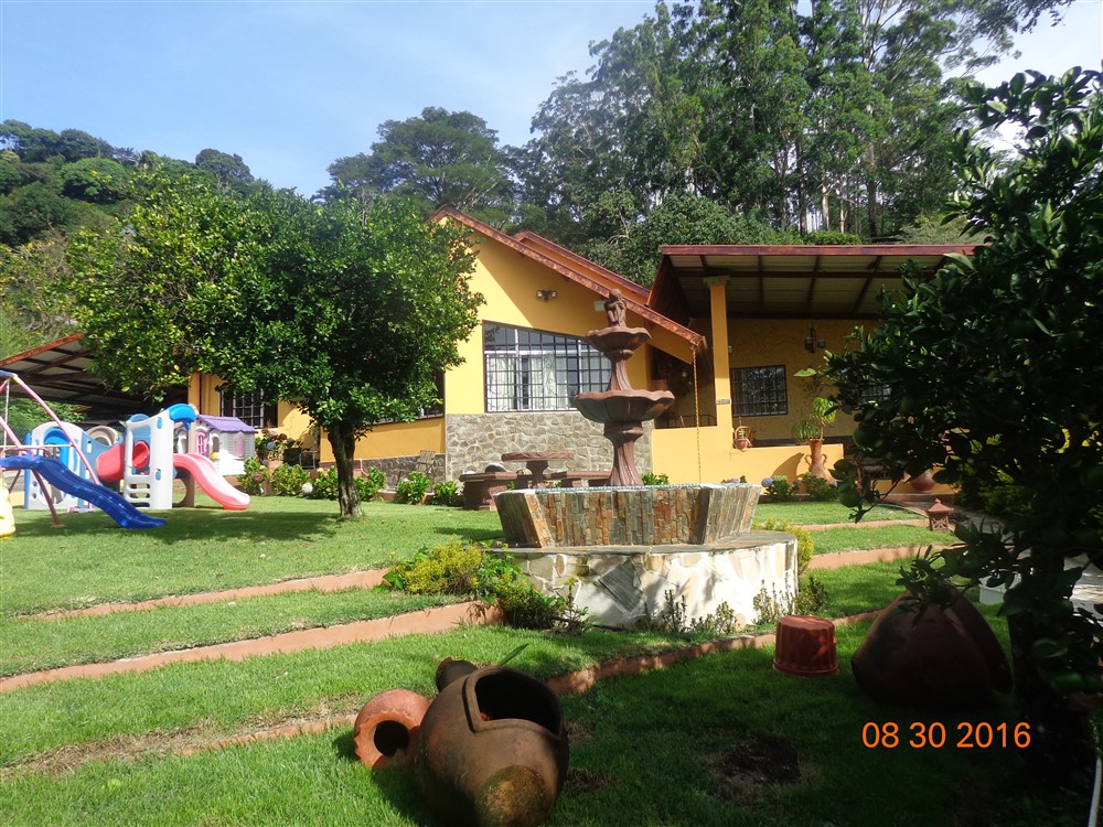 withdrawn Downtown Boquete House For Sale on 1/2 Acre Lot - For Sale or For Rent
