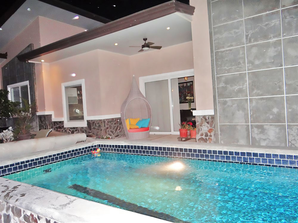 Beautiful Alto Boquete House for Sale with Swimming Pool & Mountain View - For Sale photo 10
