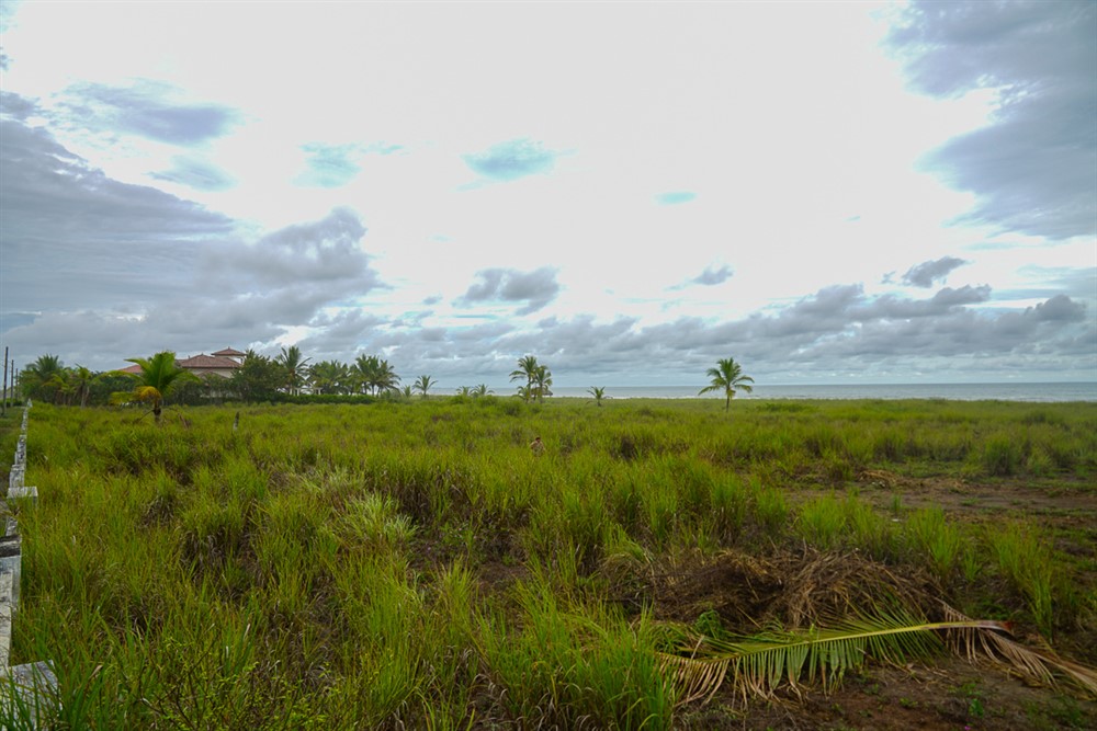 Large Beachfront Lot for Sale in Exclusive Villas Section of Las Olas Residential Resort Community photo 6