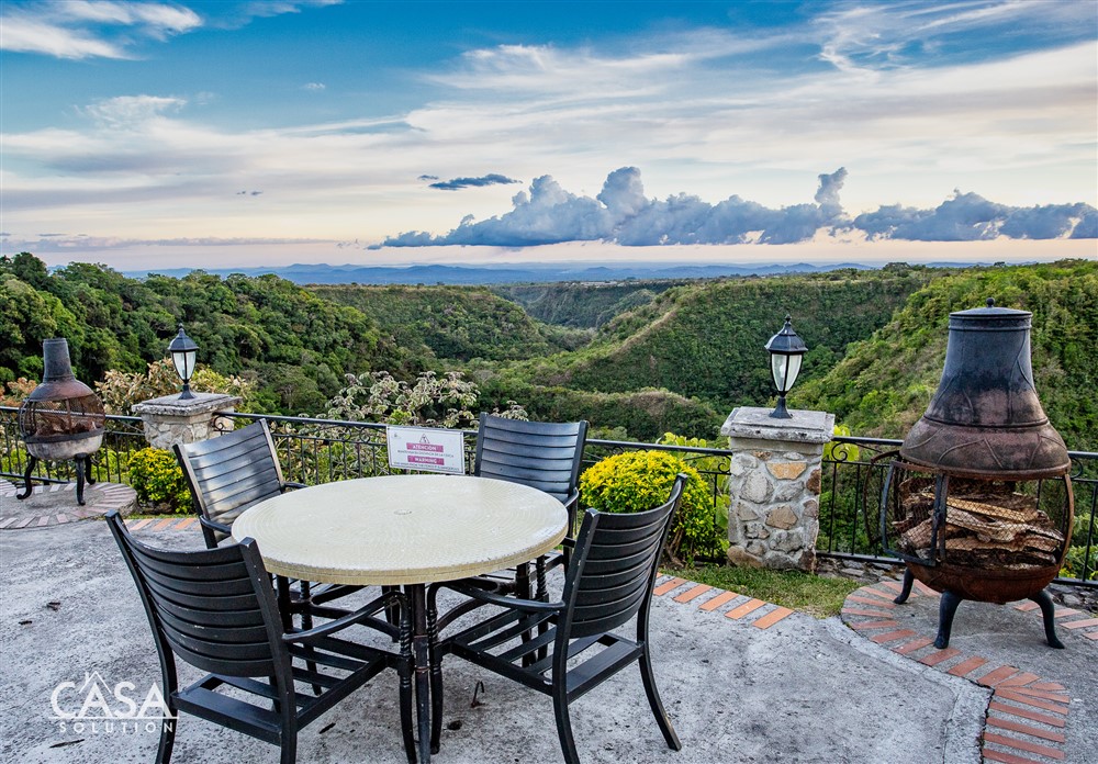 Luxurious Home for Sale in Los Molinos, Boquete, Panama – Furnishings Included – Casa de Lujo en Venta en Los Molinos, Boquete, Panamá photo 6