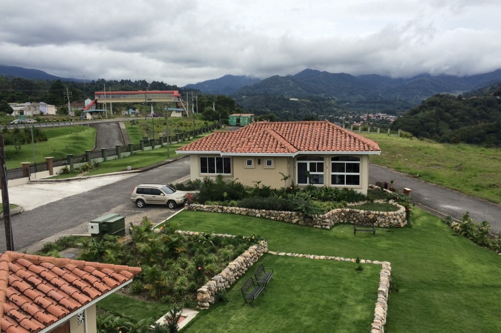 withdrawn - Large Condo with Great View for Sale in Boquete, Panama - Gran Condominio con Excelente Vista a la Venta en Boquete, Panamáwithdrawn - Large Condo with Great View for Sale in Boquete, Panama - Gran Condominio con Excelente Vista a la Venta en Boquete, Panamá photo 4