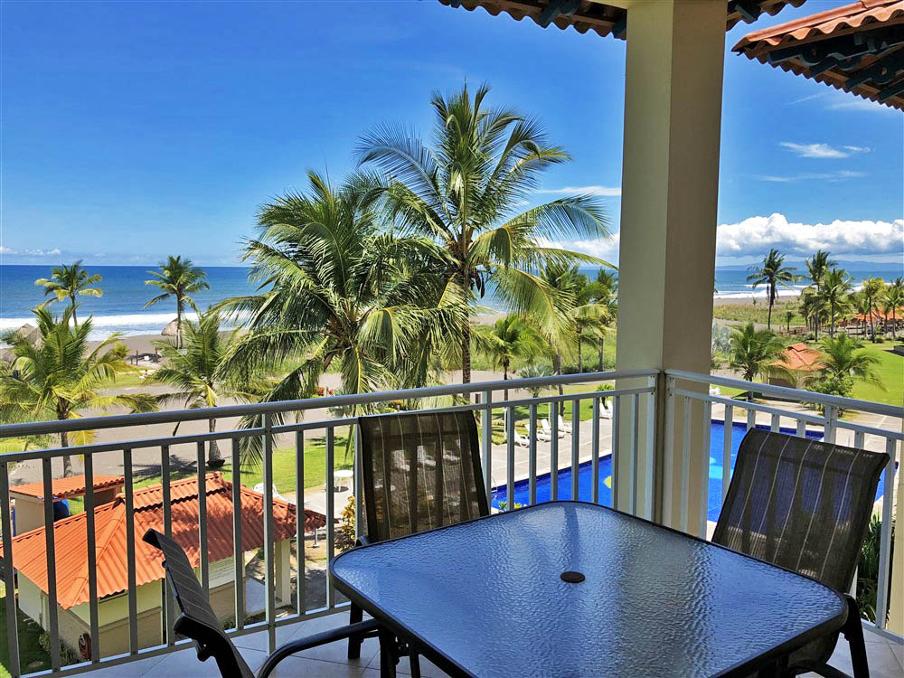 Penthouse Level Beach Condo For Sale – High Quality Three Bedroom in Las Olas, La Barqueta, Chiriqui, Panama – Furnishings Included – Condominio en Venta – Tres Recámaras de Alta Calidad en Las Olas, La Barqueta, Chiriquí, Panamá – Mobiliario Incluido photo 5