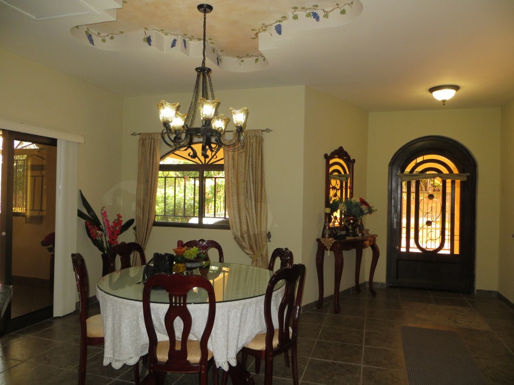 withdrawn House for Sale in Alto Dorado, Alto Boquete with Guest House - Furnished photo 8