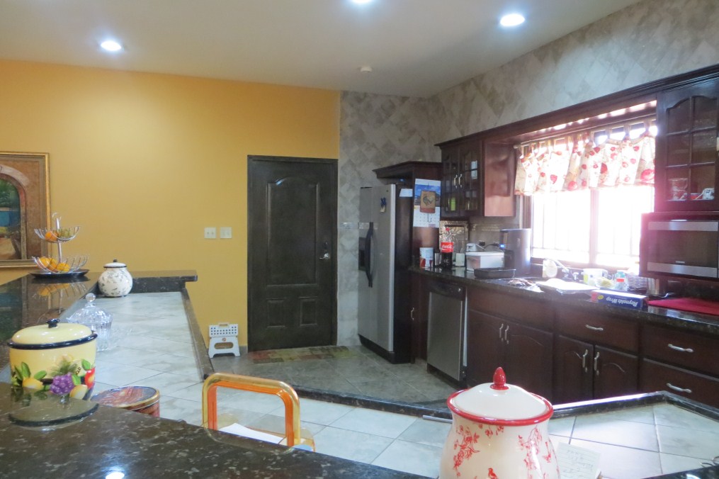 withdrawn House for Sale in Alto Dorado, Alto Boquete with Guest House - Furnished photo 9