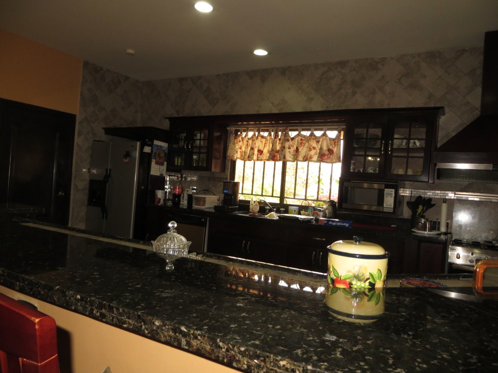 withdrawn House for Sale in Alto Dorado, Alto Boquete with Guest House - Furnished photo 10