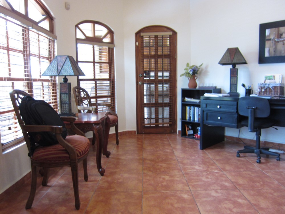 Private: sold David, Panama Double Condo – First Floor, No Stairs, Furnishings Included photo 9