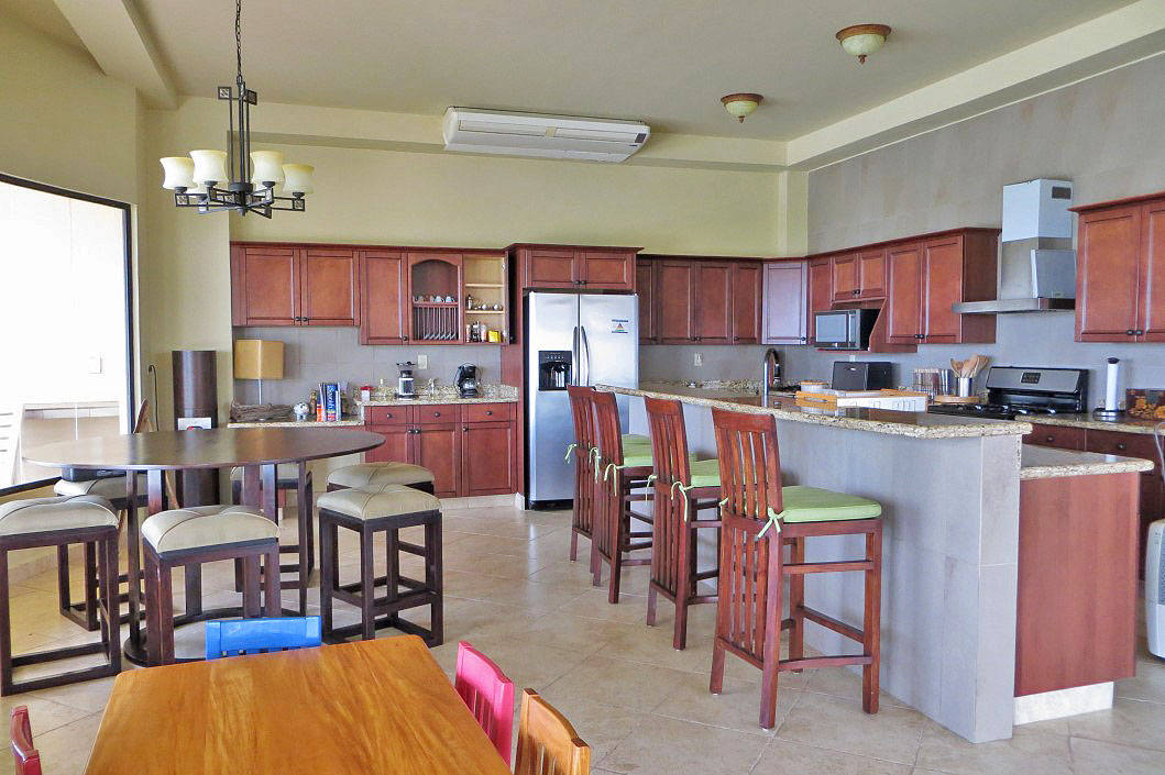 Large and Luxurious Beach House in Panama photo 10