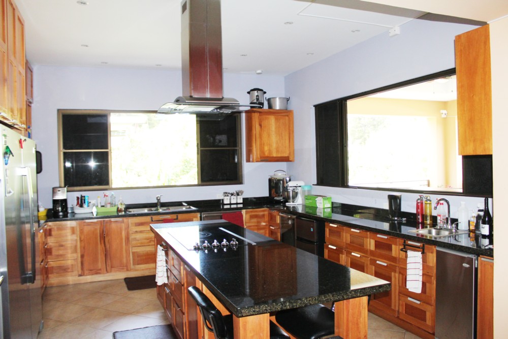 withdrawn - #1 Bed and Breakfast in Boquete For Sale - Profitable Boquete Business - Would Also Make a Wonderful Downtown Luxury 7 Bedroom Residence - # 1 Hotel Boutique en Boquete a la Venta - Negocio Rentable de Boquete photo 4