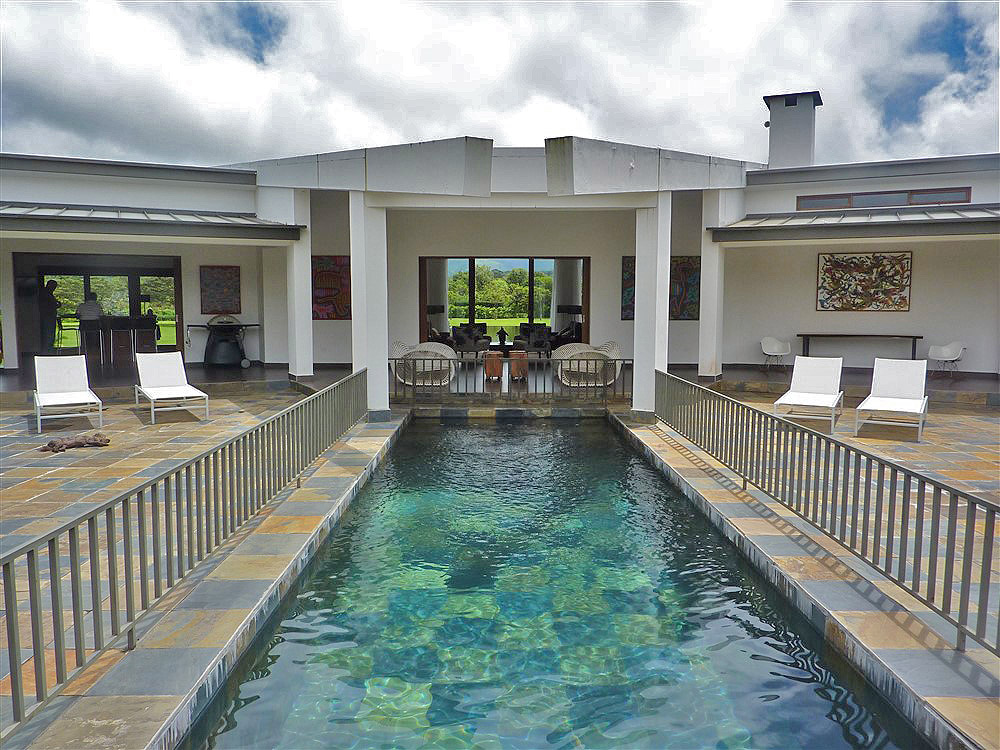 Casa Blanca Estate Property in Volcan, Panama Near Private Airstrip - Great Option for Jetsetters or Celebrities photo 10