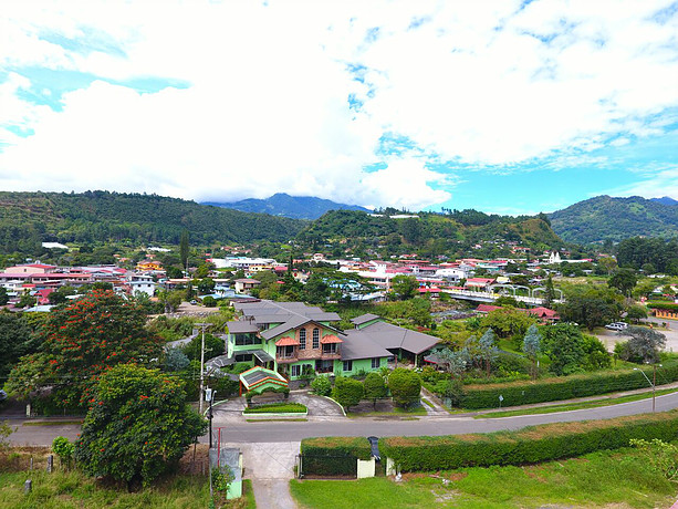 Condominium for Sale in Downtown Boquete – New Construction – Super Location – Fine Dine Restaurant Adjacent – Tres Nuevos Modelos de Condominios Centricos en Venta,Bajo Boquete photo 8