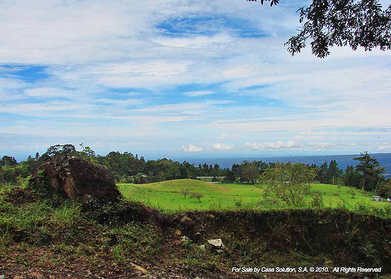 Great Volcan Baru View Lot of Over 1.8 Acres Near the Top of Jaramillo in Boquete, Panama photo 11