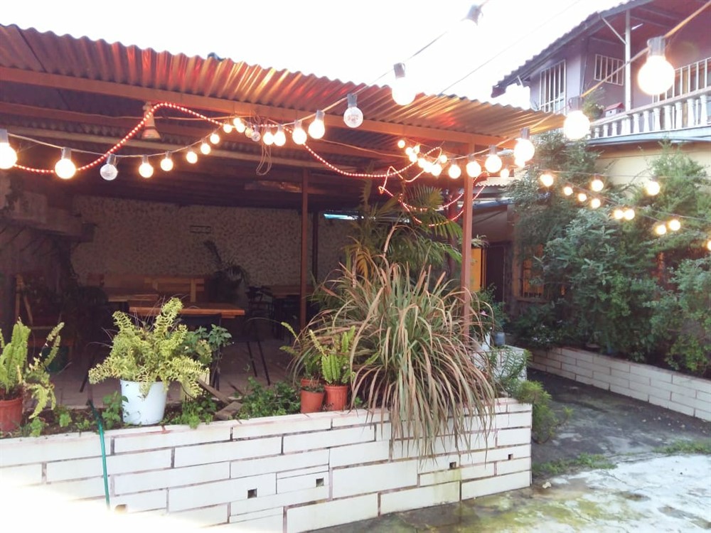 withdrawn – Building with an Operating Turnkey Restaurant & Upstairs Living Quarters in Volcan, Panama for Sale photo 7