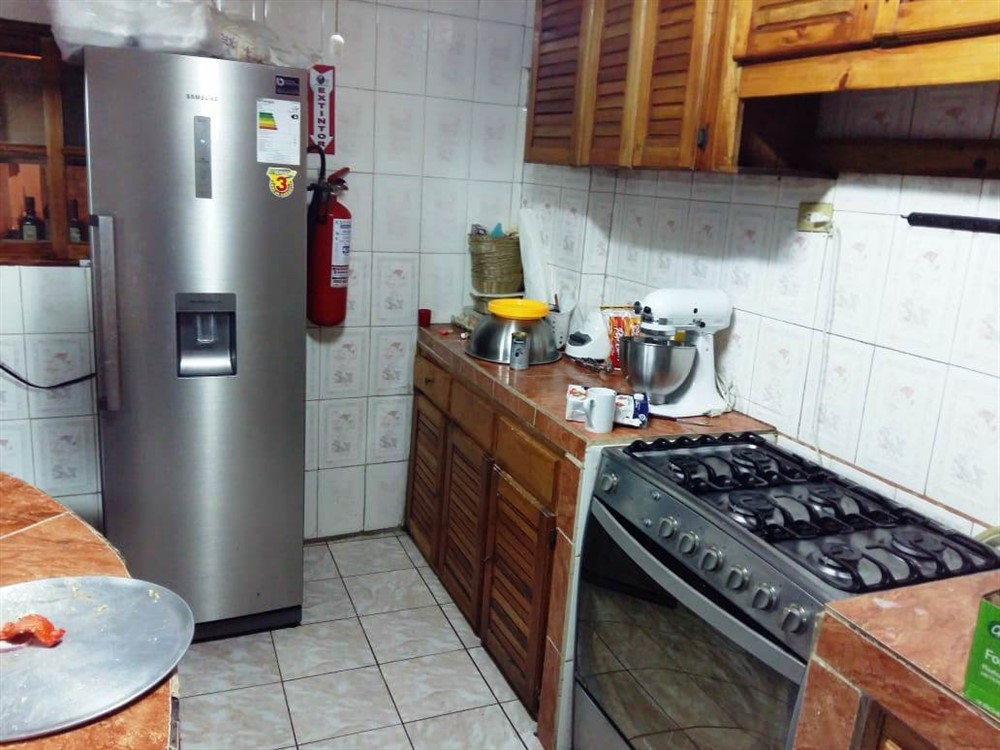 withdrawn – Building with an Operating Turnkey Restaurant & Upstairs Living Quarters in Volcan, Panama for Sale photo 8