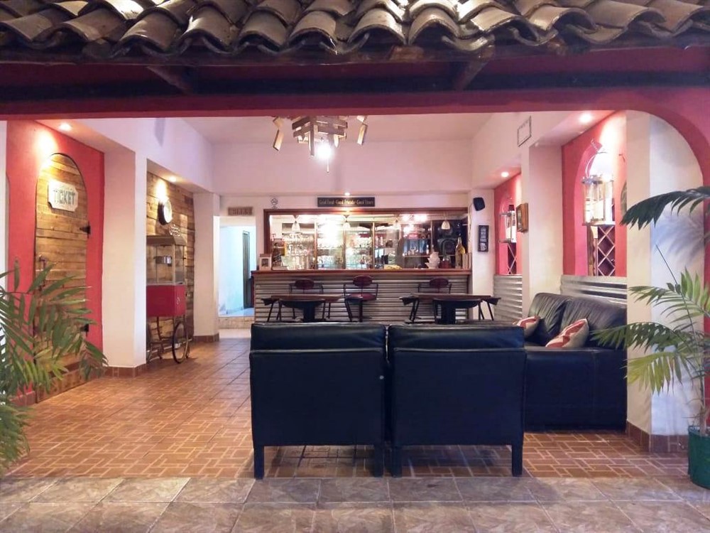 withdrawn – Building with an Operating Turnkey Restaurant & Upstairs Living Quarters in Volcan, Panama for Sale photo 9