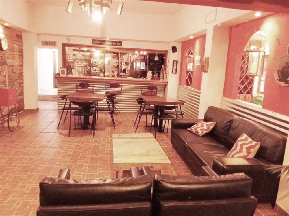 withdrawn – Building with an Operating Turnkey Restaurant & Upstairs Living Quarters in Volcan, Panama for Sale photo 11