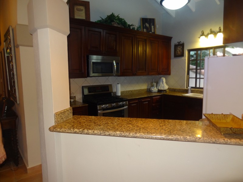 old post - Wonderful Valle Escondido, Boquete Panama House With Great Terrace & View for Sale - Includes Golf & Gym Membership photo 7
