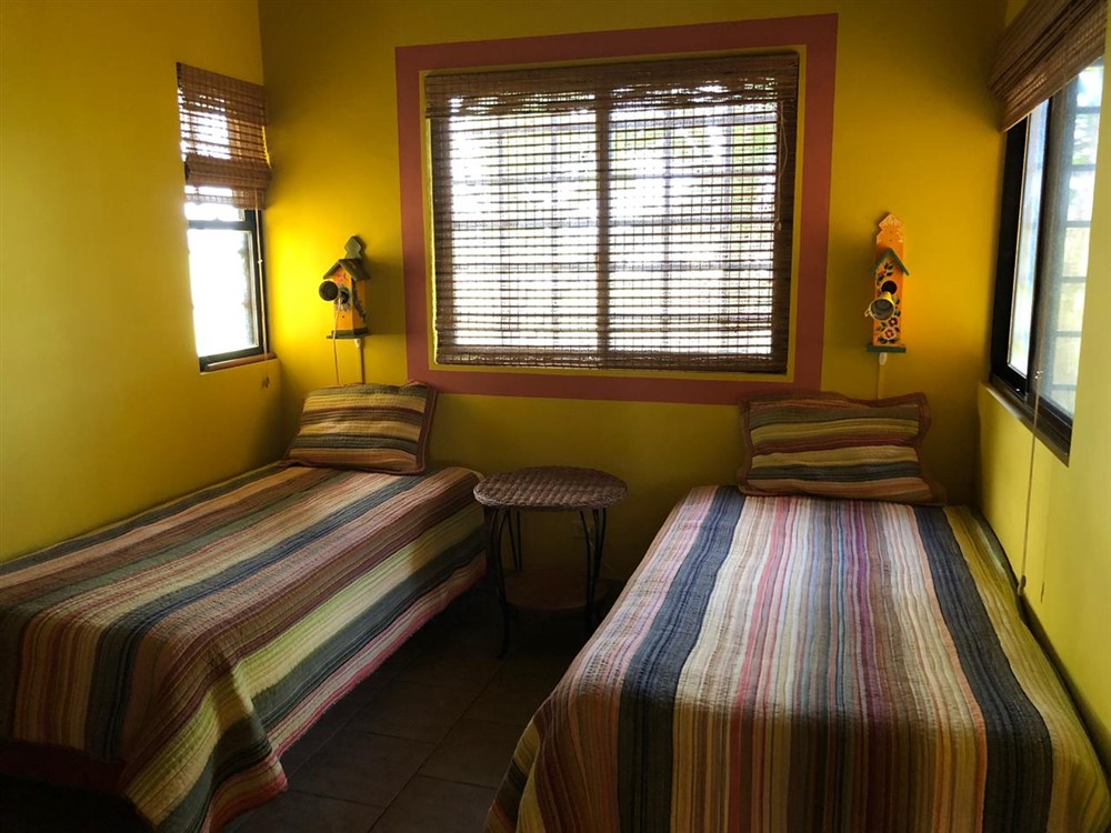 Sold by Casa Solution – Truly Living on the Beach. – Beachfront House with New Pool for Sale in Las Olas Resort Community, Panama – Furnished – Verdaderamente vivir en la playa – Casa frente al mar con una piscina photo 7