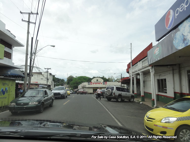 Price Reduction!! David Commercial 1.5 AC site, 6,000 square meters in Prime Shopping Area - Szaja Baumender Building - Formerly "El Capitolio" - Propiedad con Excelente Ubicación Comercial en David photo 5