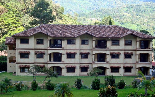 withdrawn Large Condo in Valle Escondido, Boquete, Panama For Sale