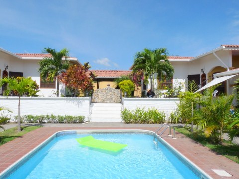 Private: sold David, Panama Double Condo – First Floor, No Stairs, Furnishings Included photo 2