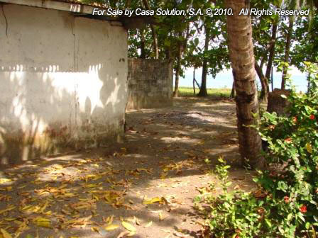 Temporarily Withdrawn Titled Ocean Front lot located in Puerto Armuelles, Panama. photo 3