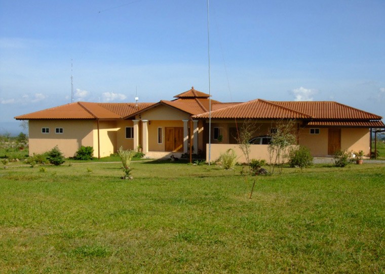 withdrawn Prime Potrerillos Panama location Hacienda with nearly 6 acres