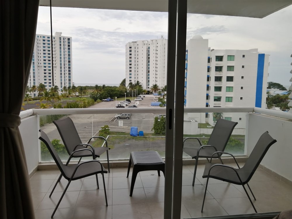 sold - Beach Apartment For Sale in the Playa Blanca Town Center PH, Rio Hato - Furnishings Included - Venta de Apartamento de Playa en PH Town Center Playa Blanca, Rio Hato photo 11