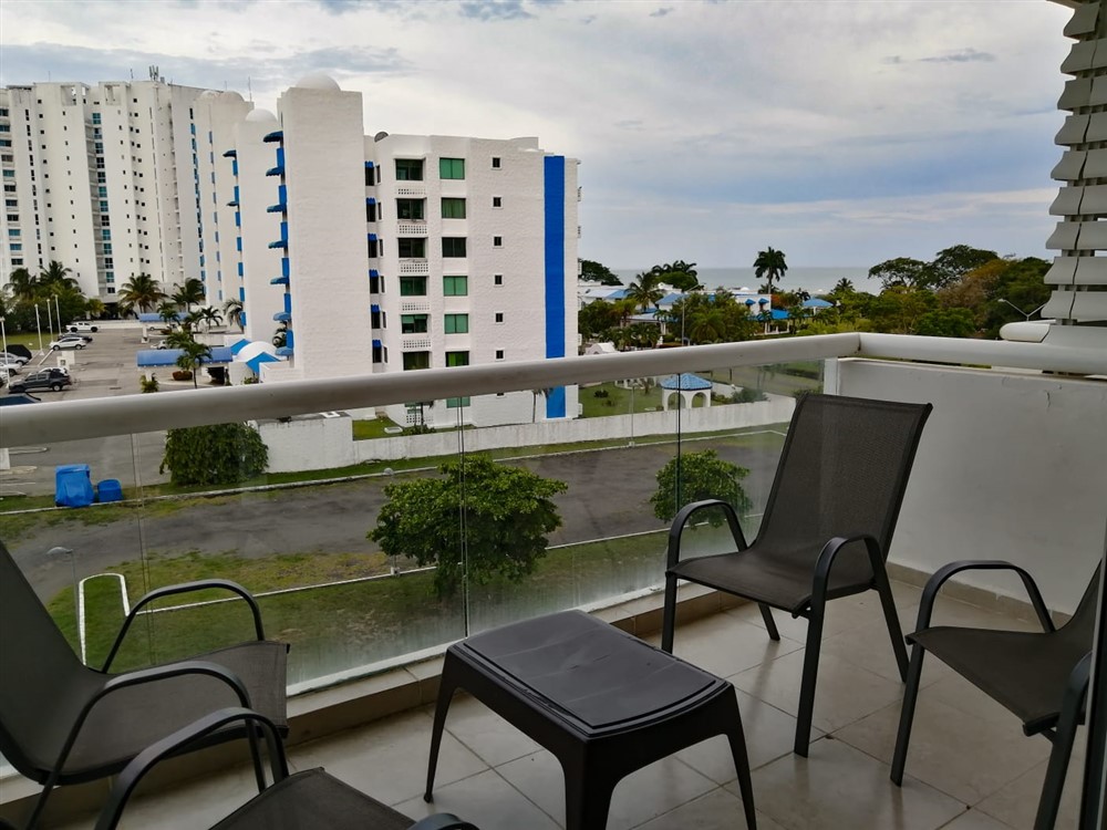 sold - Beach Apartment For Sale in the Playa Blanca Town Center PH, Rio Hato - Furnishings Included - Venta de Apartamento de Playa en PH Town Center Playa Blanca, Rio Hato photo 12