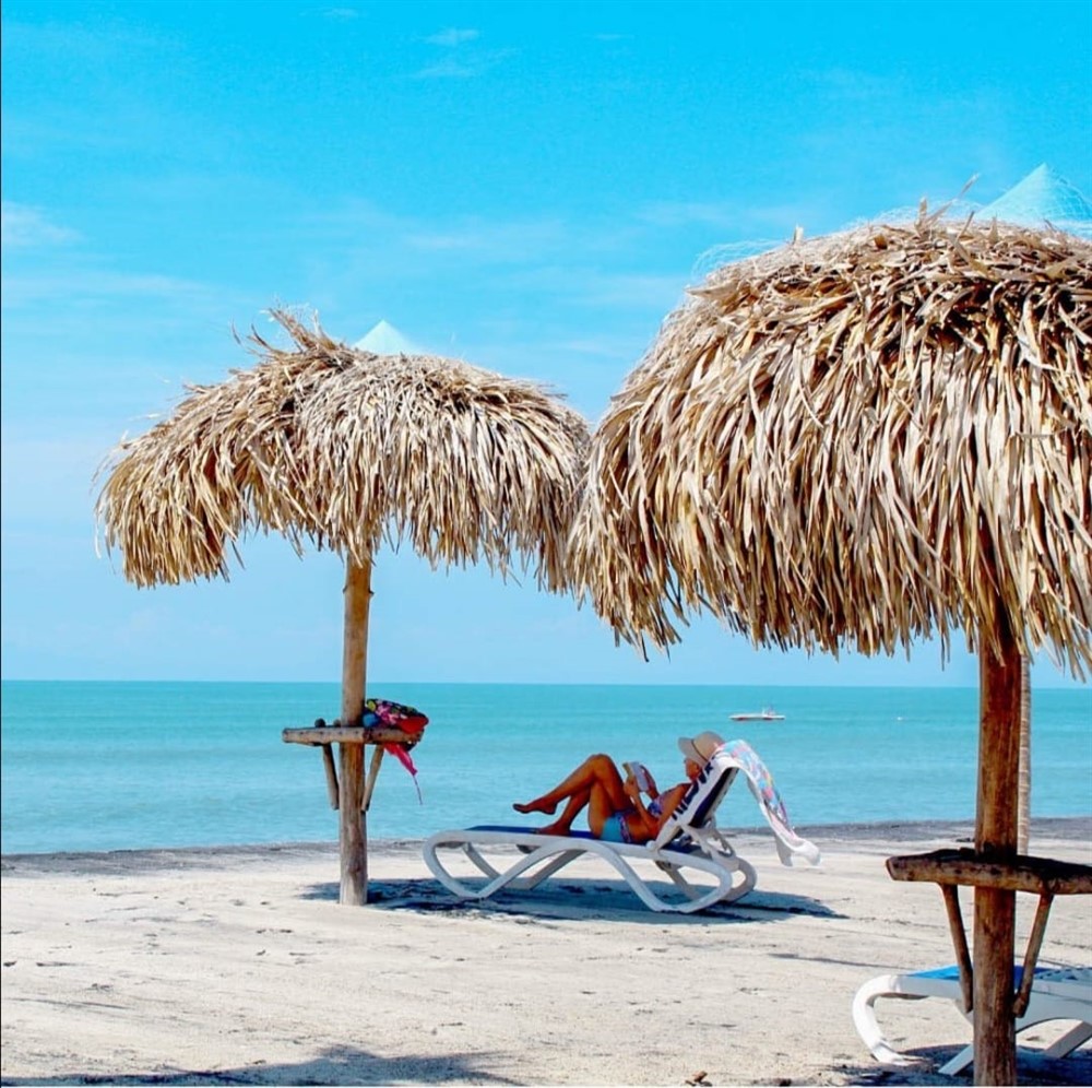 sold - Beach Apartment For Sale in the Playa Blanca Town Center PH, Rio Hato - Furnishings Included - Venta de Apartamento de Playa en PH Town Center Playa Blanca, Rio Hato photo 2