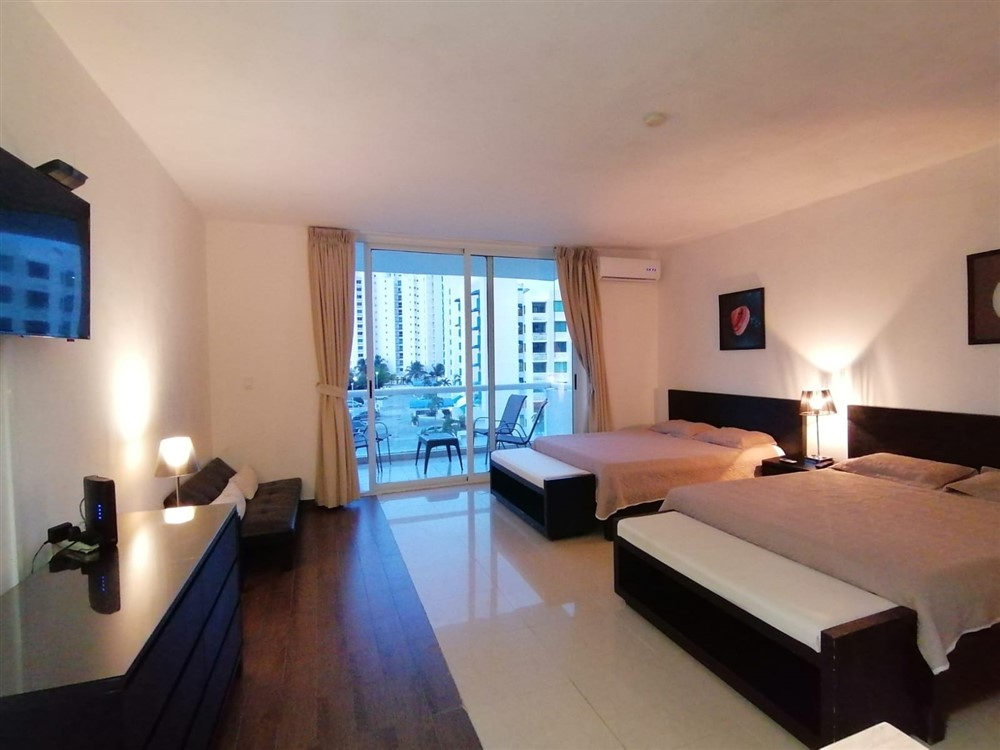 sold - Beach Apartment For Sale in the Playa Blanca Town Center PH, Rio Hato - Furnishings Included - Venta de Apartamento de Playa en PH Town Center Playa Blanca, Rio Hato photo 5