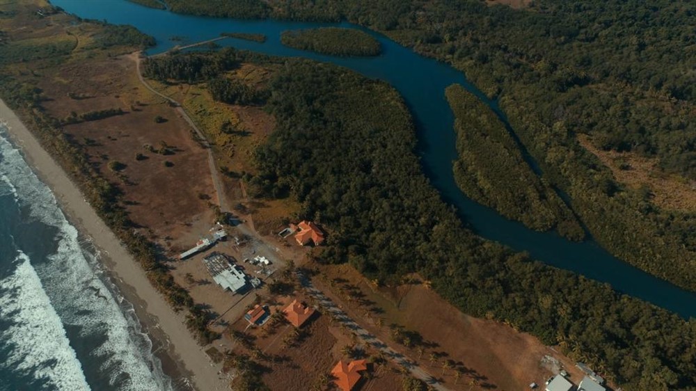 Prime Location! Beach Property in Las Lajas photo 3