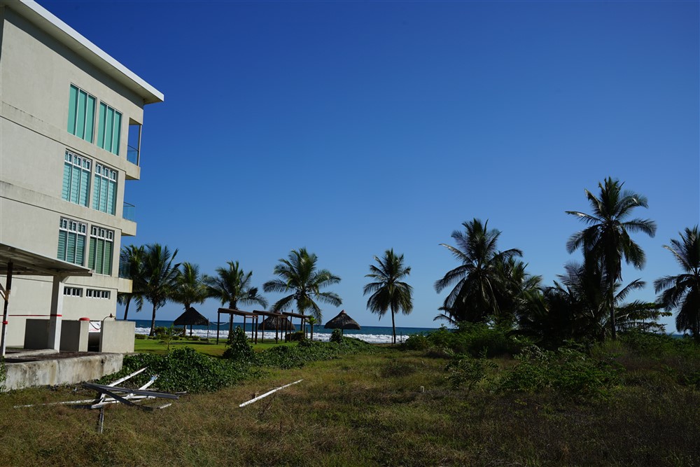 Prime Location! Beach Property in Las Lajas photo 4