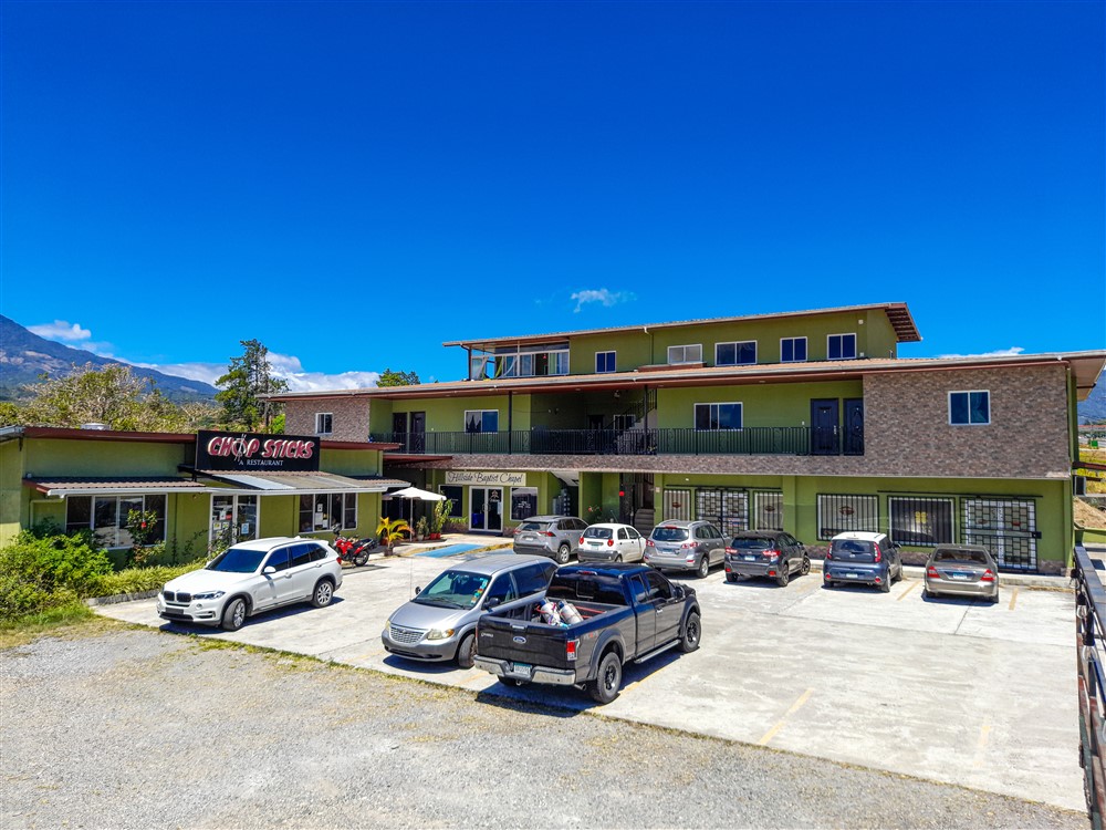 Established Commercial Building For Sale on the David-Boquete Highway in Alto Boquete, 10 Minutes to Downtown photo 9