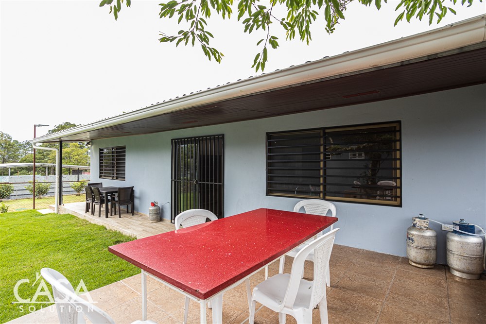 off market Leased PRICE REDUCTION! Property with 7 Individual Rentals in Volcancito, Boquete - Turnkey Furnishings Included - Generate Rental Income! photo 4