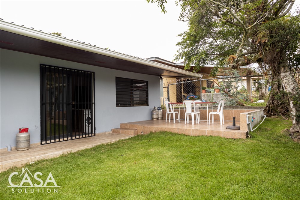 off market Leased PRICE REDUCTION! Property with 7 Individual Rentals in Volcancito, Boquete - Turnkey Furnishings Included - Generate Rental Income! photo 8