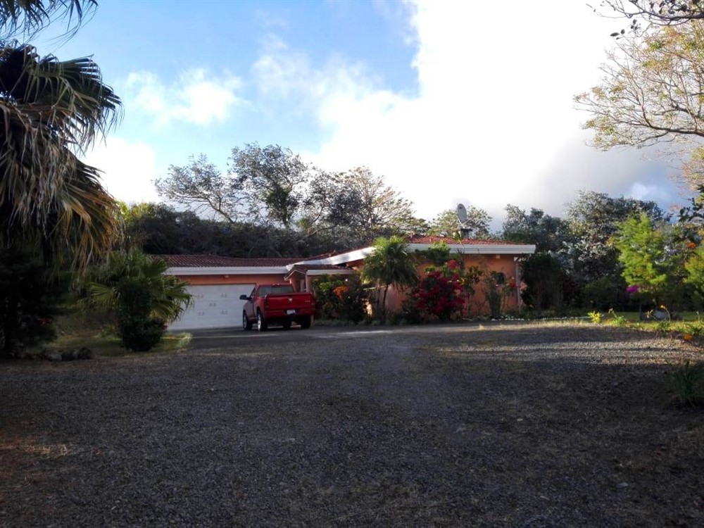 Great New Low Price! Boquete Mountain House & Guest House on Nearly 1 Hectare in Sought After El Salto - Furnishings Included photo 5