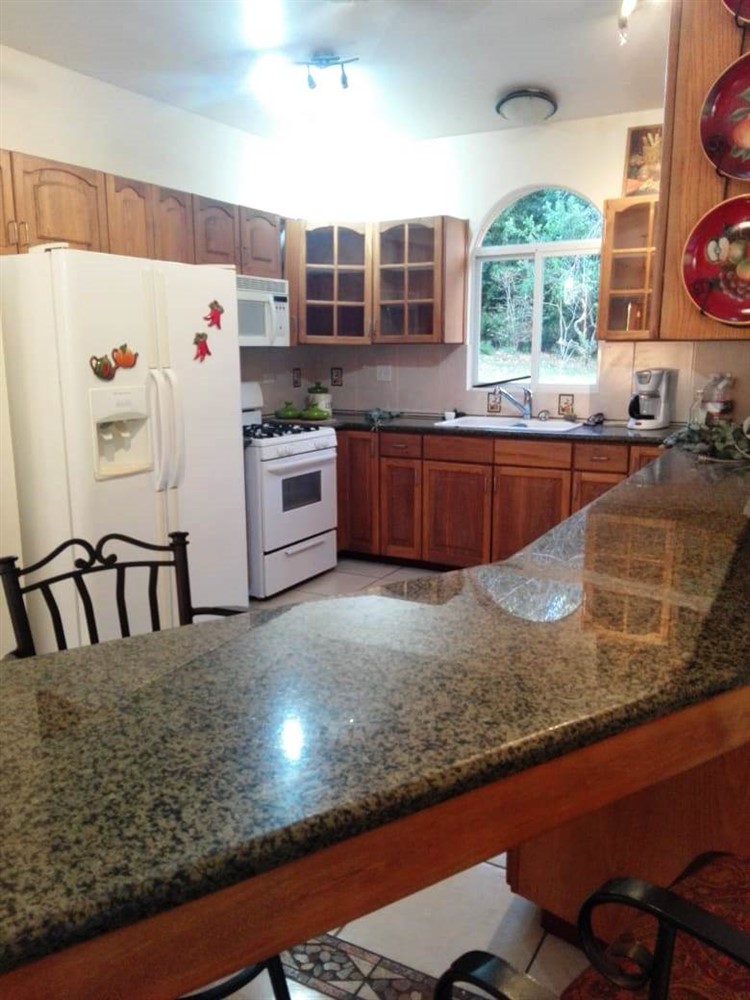 Great New Low Price! Boquete Mountain House & Guest House on Nearly 1 Hectare in Sought After El Salto - Furnishings Included photo 8