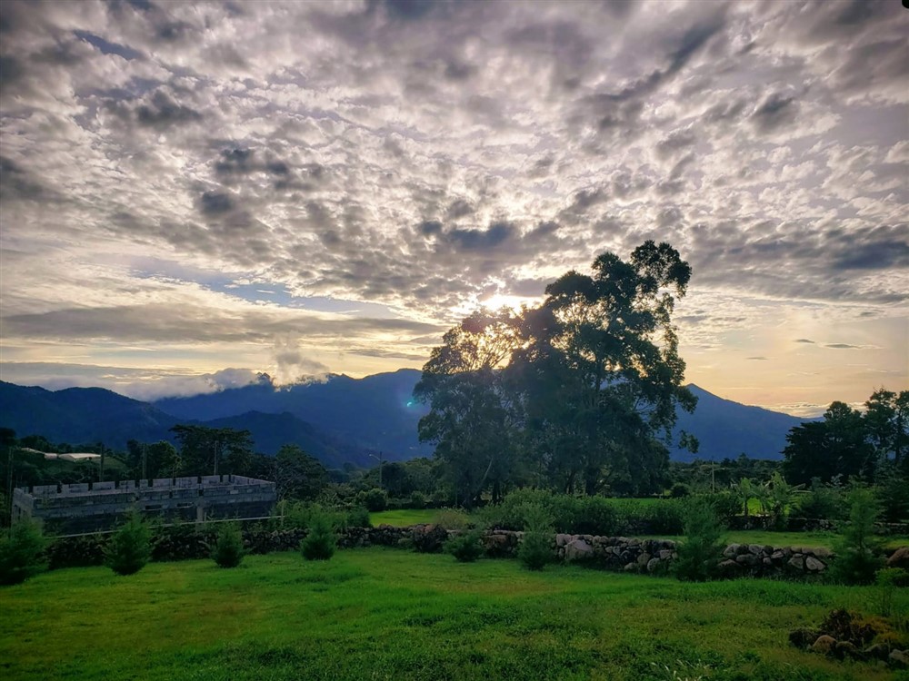 Sold by Casa Solution - High-Quality Modern House with Excellent Mountain Views in Volcancito, Boquete - Fully Furnished photo 3