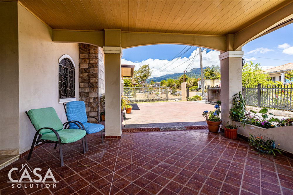 Widthrawn - Conveniently Located Lovely & Picturesque House for Sale in Alto Boquete, Chiriqui photo 6